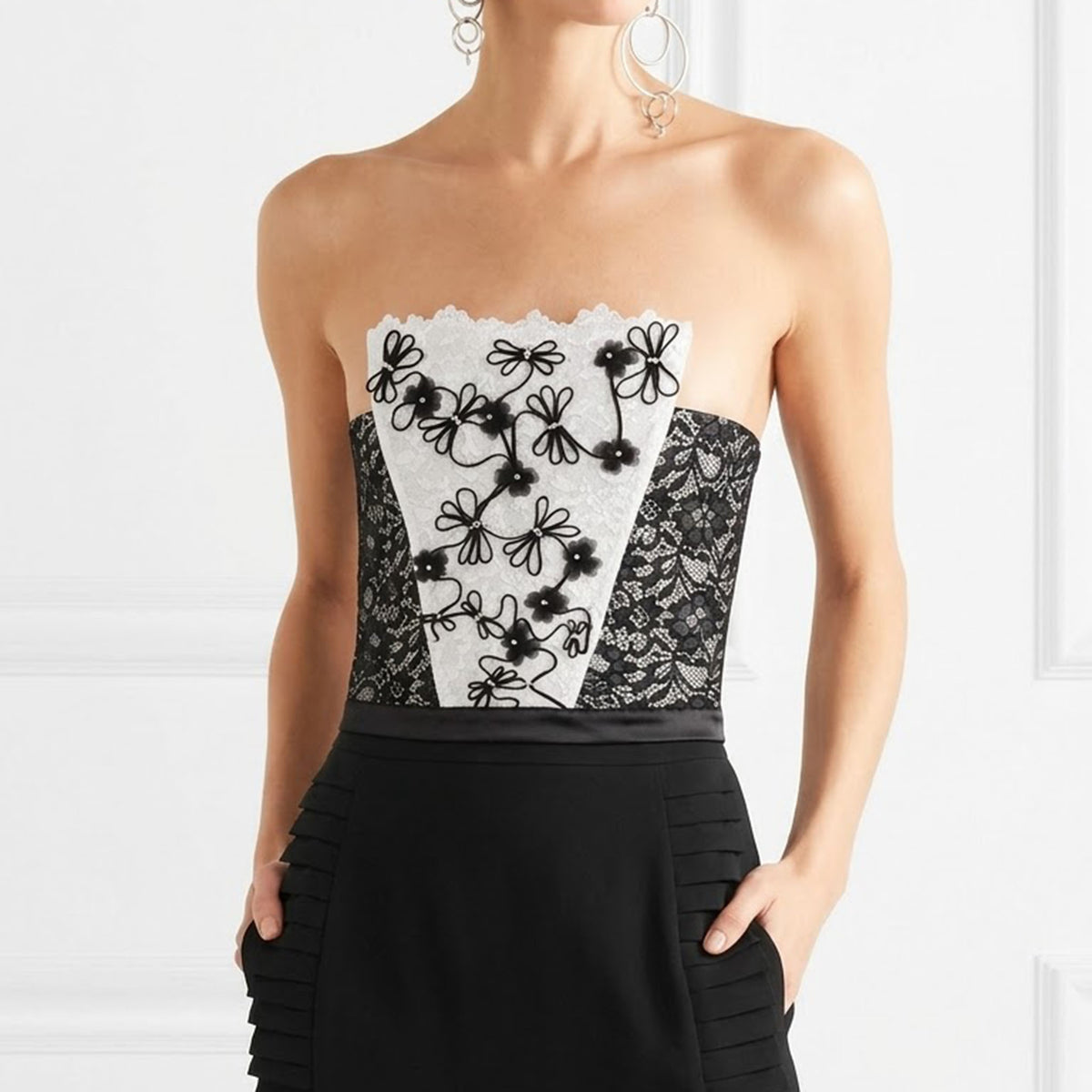 Falda Tubo Negra Midi | Falda Lápiz Elegante con Plisado Lateral